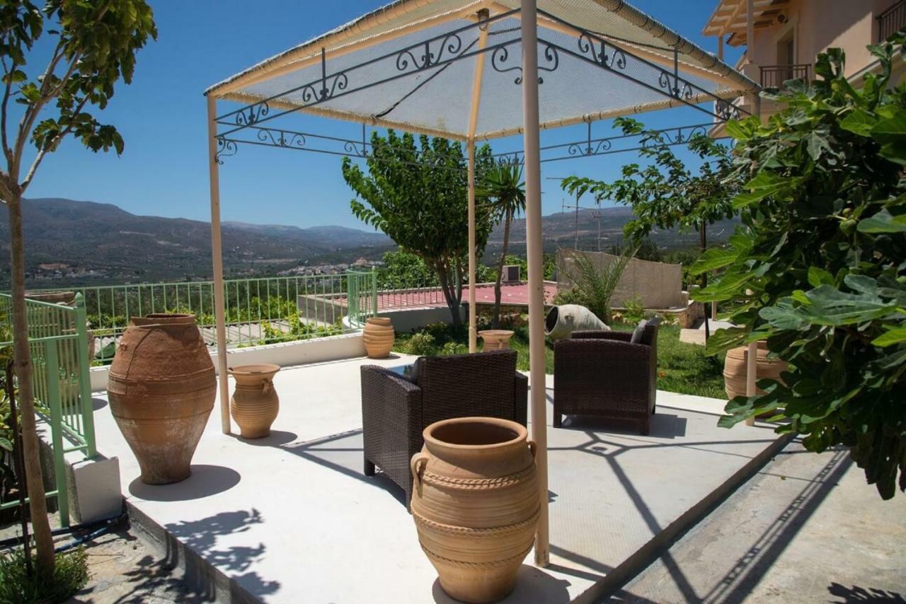 דירות סיטייה Petrinolis Retreat מראה חיצוני תמונה